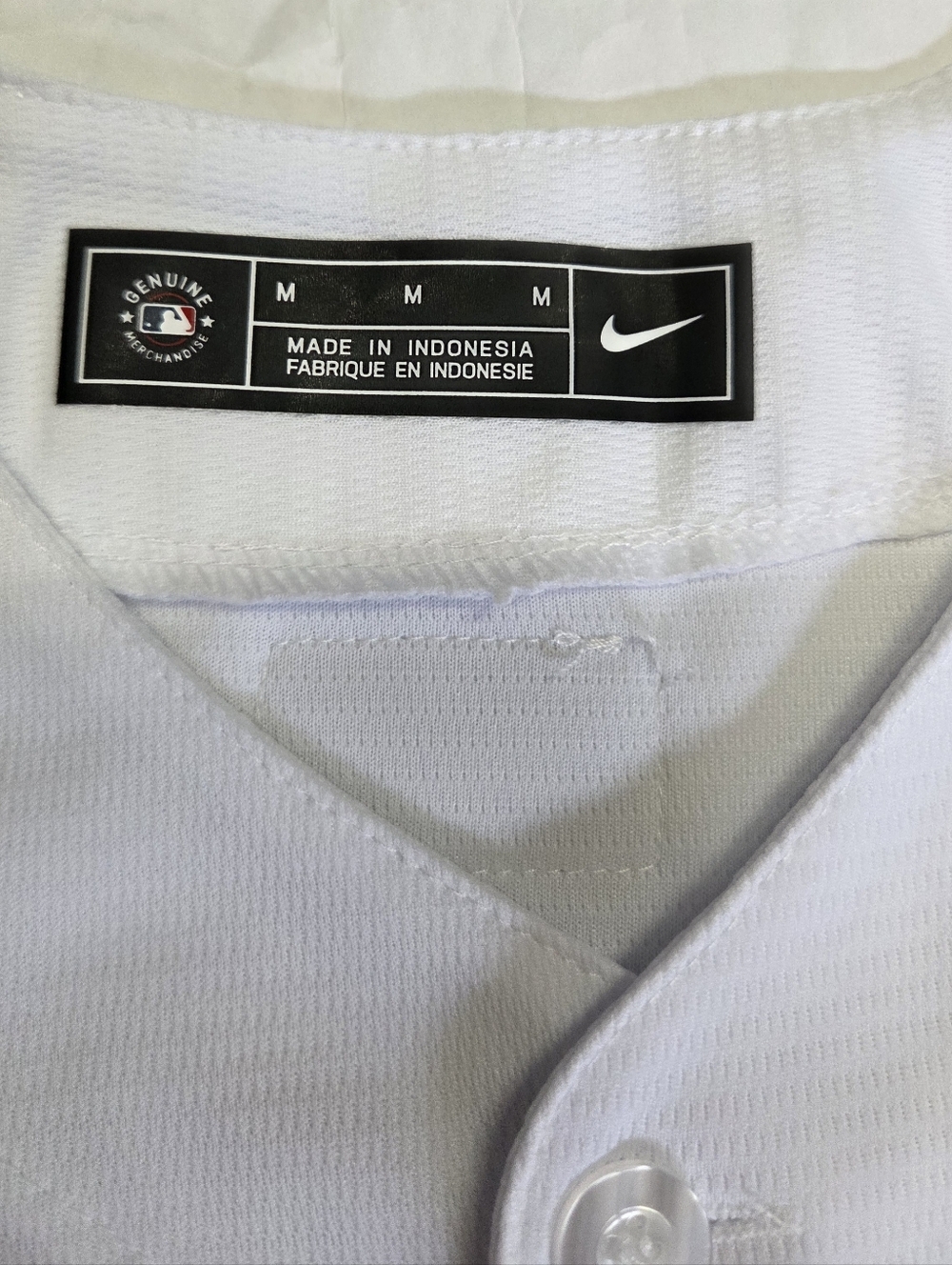 Nike Men's Los Angeles Dodgers Mookie Betts #50 White Home Stadium Jersey - Picture 7 of 9